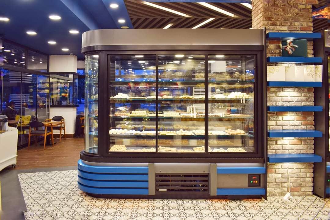 Köşe Pasta Vitrini PV-K90
